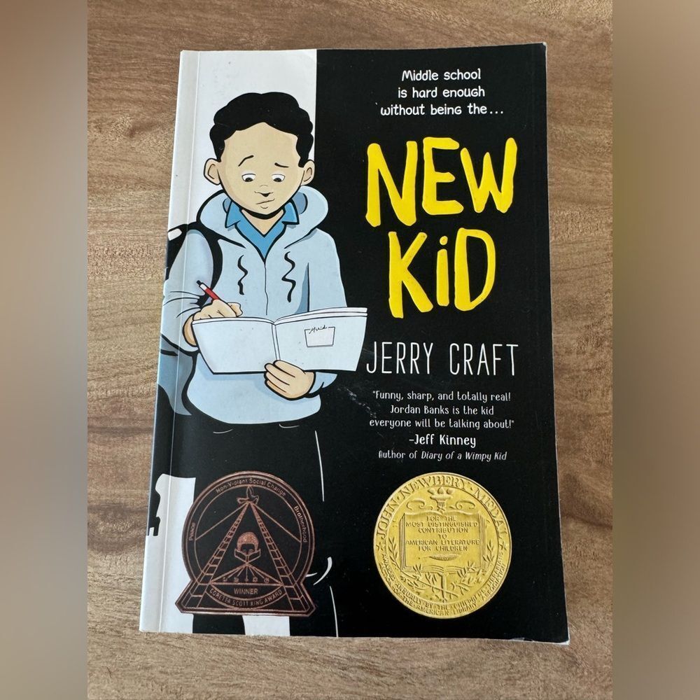 New Kid: A Newbery Award Winner - Paperback, by Craft Jerry - Good x